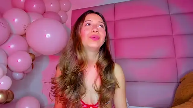 little-Emma online show from February 23, 2025, 6:39 am