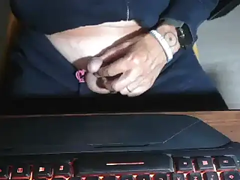 Adri gard online show from October 1, 2025, 8:59 pm