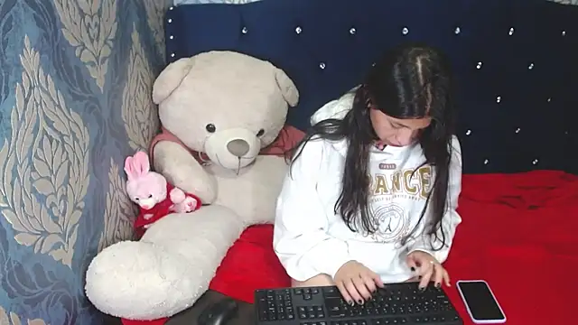 Lilyevansx online show from March 8, 2025, 11:07 pm