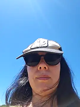 Reinacatchile online show from January 4, 2025, 5:16 pm