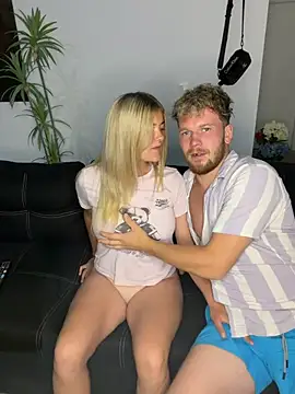 NickyGold Official online show from April 23, 2026, 6:32 pm