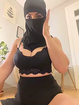 Amberonee31 online show from February 6, 2025, 6:24 pm