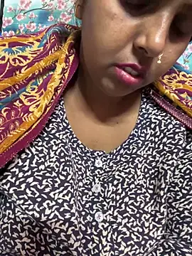 Beauty-queen online show from March 7, 2025, 4:33 pm