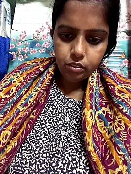 Beauty-queen online show from November 15, 2025, 10:23 am