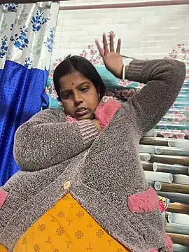 Beauty-queen online show from February 4, 2026, 2:45 pm