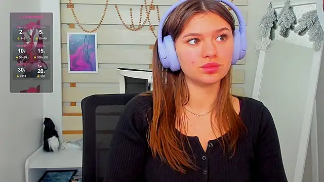 Josephine Kiss online show from December 29, 2024, 3:46 pm