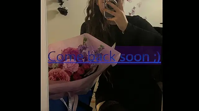 Snapshot of Josephine_Kiss chatting on May 18, 2026, 10:54 am Josephine Kiss online show from May 18, 2026, 10:54 am