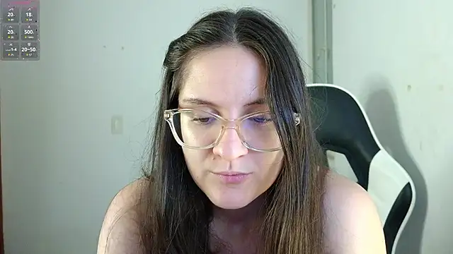 Snapshot of livgomez chatting on March 15, 2026, 2:06 am livgomez online show from March 15, 2026, 2:06 am