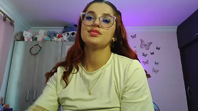 caroline jonson online show from April 19, 2026, 3:22 pm