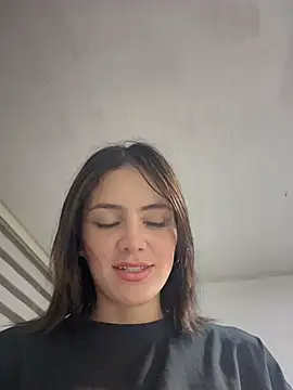 Snapshot of Lorraine_Leon chatting on March 4, 2025, 3:00 am Lorraine Leon online show from March 4, 2025, 3:00 am