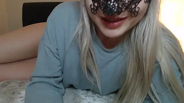 EnglishRosa online show from March 12, 2025, 11:01 pm