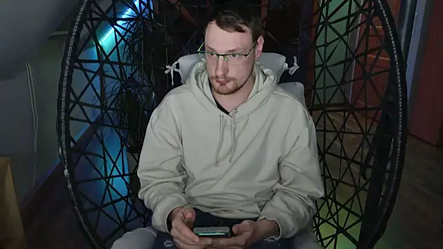 Relsxboy online show from March 19, 2025, 6:55 pm