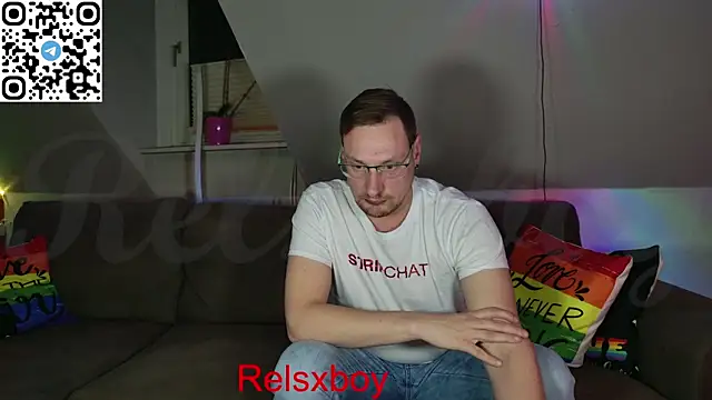 Relsxboy online show from October 3, 2025, 8:50 pm