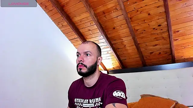 Tom Bailey online show from September 27, 2025, 12:21 pm