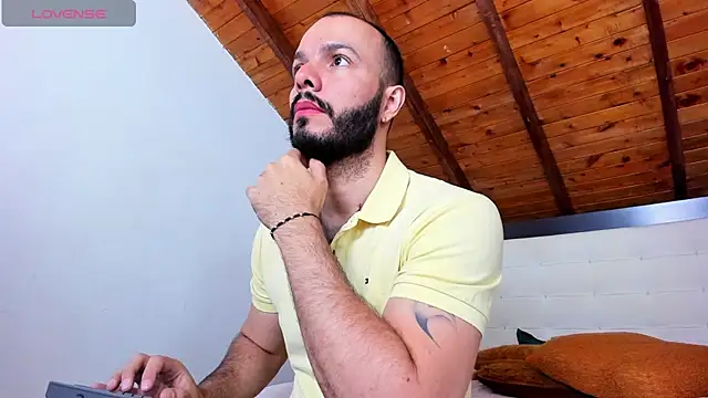 Tom Bailey online show from September 28, 2025, 12:21 pm