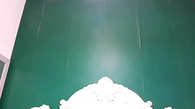 ArielBurn online show from July 13, 2026, 8:44 pm