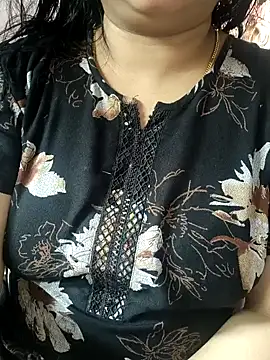 cuteyqueen online show from January 15, 2025, 5:08 am