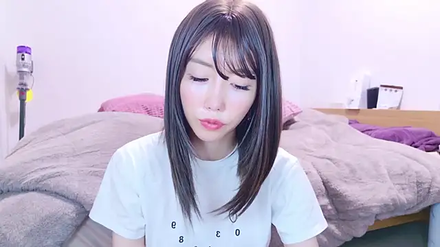 xx natsumegu xx online show from October 26, 2025, 2:23 pm