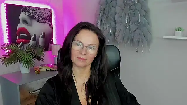 HelenLuxx online show from January 30, 2025, 10:19 am