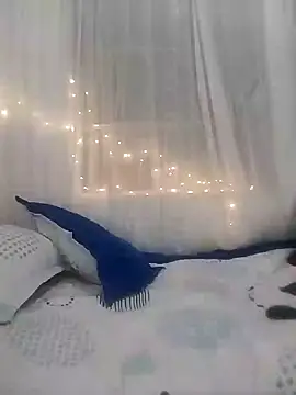 keterinjones--11 online show from November 11, 2025, 1:16 am