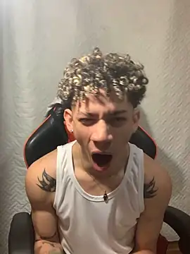 mateodeamjo online show from December 18, 2024, 6:32 am