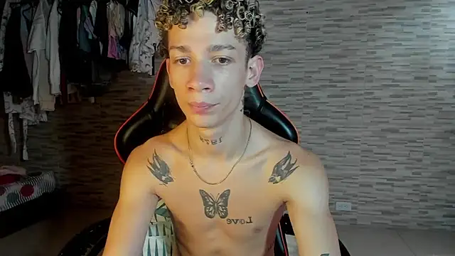 mateodeamjo online show from September 14, 2025, 8:19 pm