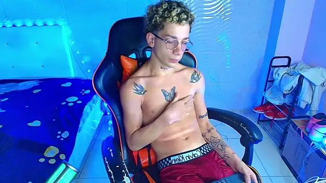 mateodeamjo online show from November 22, 2025, 8:46 am