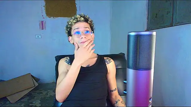 mateodeamjo online show from January 15, 2026, 2:16 am