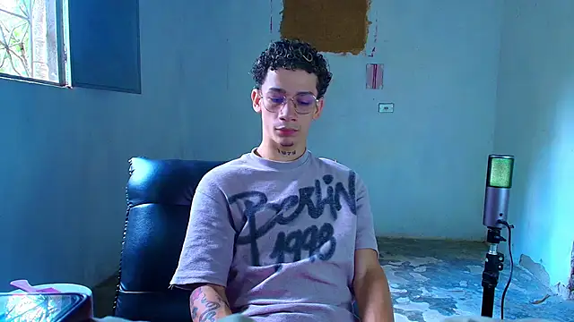 mateodeamjo online show from February 14, 2026, 5:21 pm