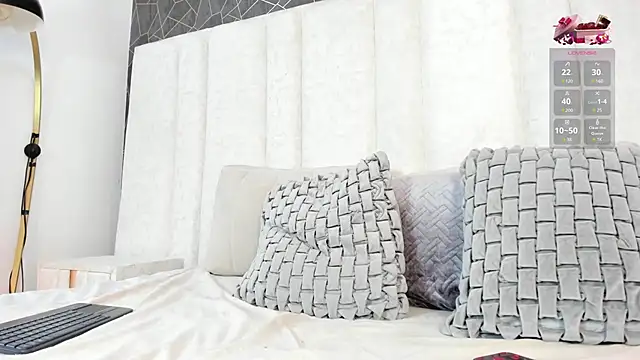 1m dalhia online show from March 12, 2025, 5:38 pm