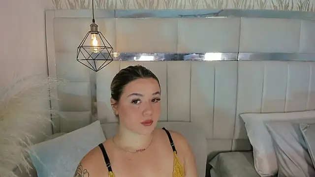 1m dalhia online show from February 3, 2026, 8:47 pm