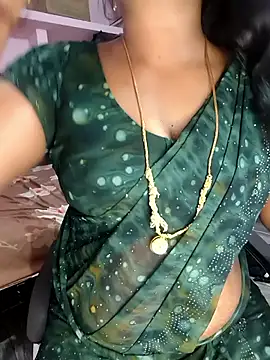 louise92 online show from April 14, 2026, 8:53 am