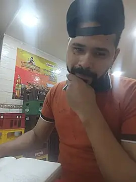 Snapshot of Joselatino23 chatting on June 27, 2026, 3:22 am Joselatino23 online show from June 27, 2026, 3:22 am