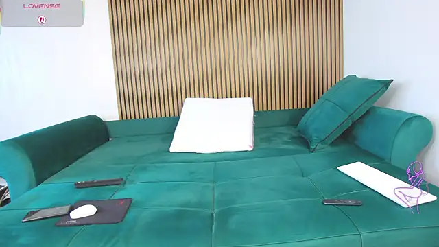 SofiaHanson online show from February 18, 2026, 11:17 am