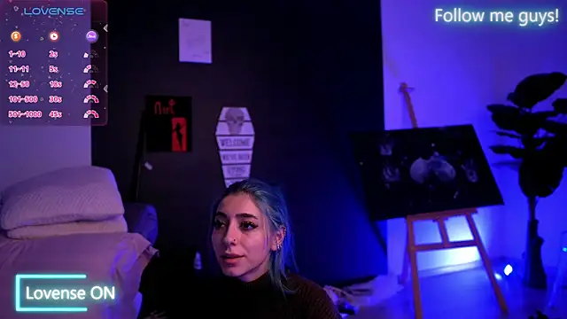 AriaVoss online show from October 22, 2025, 9:36 pm