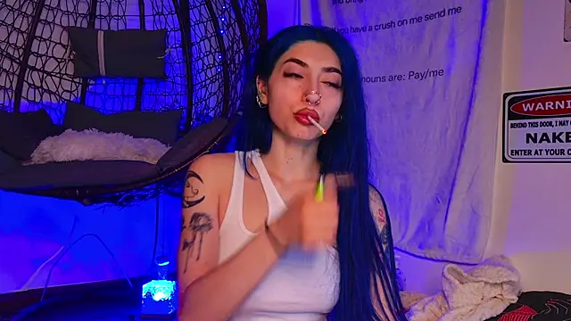 AriaVoss online show from July 21, 2026, 10:45 pm