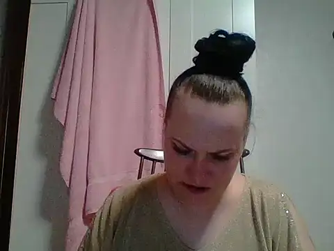  squirty cum lady  online show from March 22, 2025, 5:41 pm