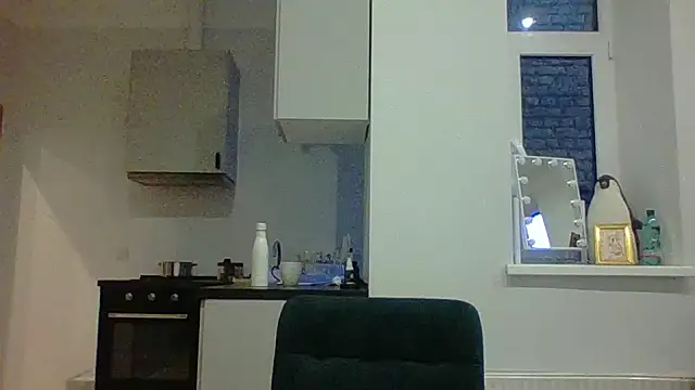  squirty cum lady  online show from October 27, 2025, 5:55 am