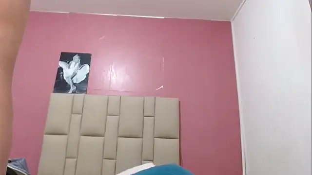 Amelia Debora Antonella online show from February 5, 2025, 3:52 pm