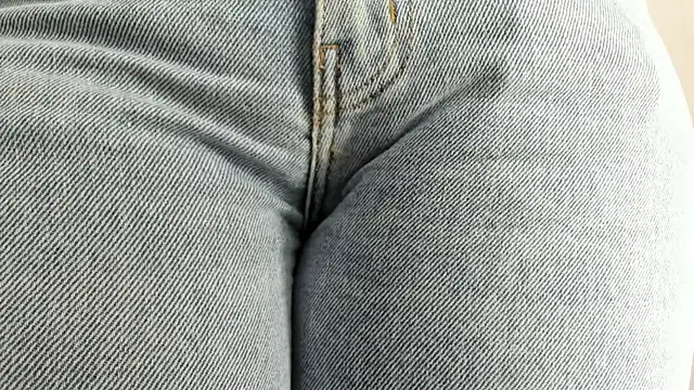 Amelia Debora Antonella online show from January 6, 2026, 1:04 pm