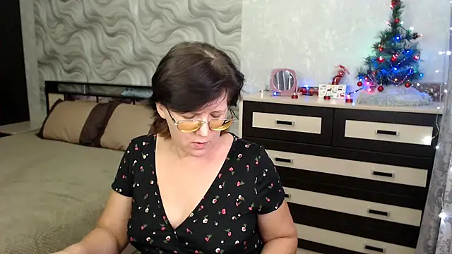 VitaCharm online show from January 3, 2025, 9:36 pm