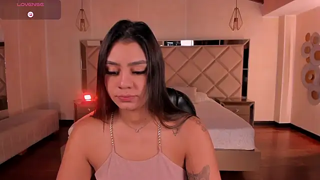 AllyJensen online show from April 22, 2026, 10:39 am