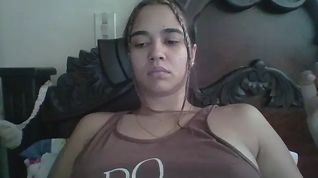 trianabell online show from November 2, 2025, 2:41 pm