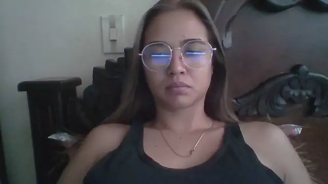 trianabell online show from January 9, 2026, 3:59 pm