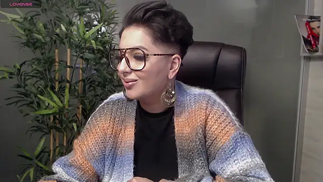 BustyAllyy online show from February 11, 2025, 9:14 pm