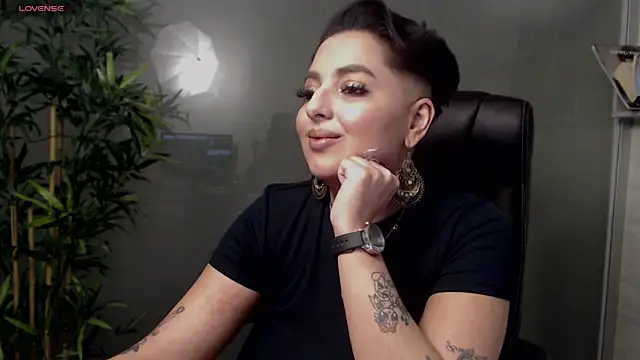 BustyAllyy online show from February 27, 2025, 2:42 am