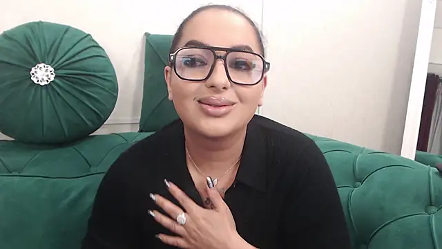 BustyAllyy online show from April 21, 2026, 8:55 pm