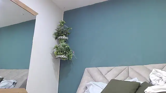 SharisWillian online show from September 26, 2025, 3:43 am