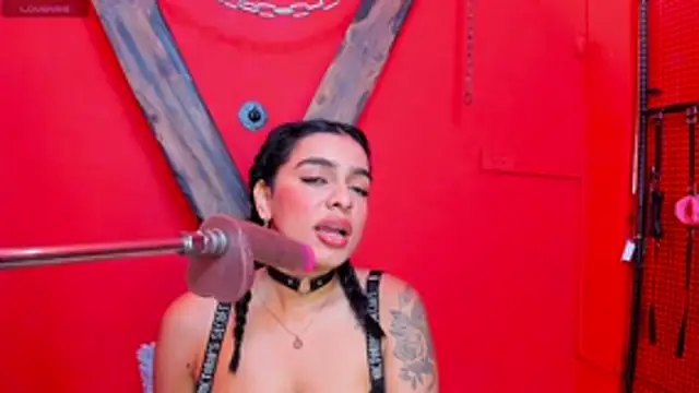 Foxy Assh  online show from April 22, 2026, 6:16 am