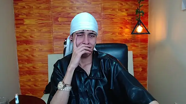 Bastiaan 28 online show from January 14, 2025, 5:30 am